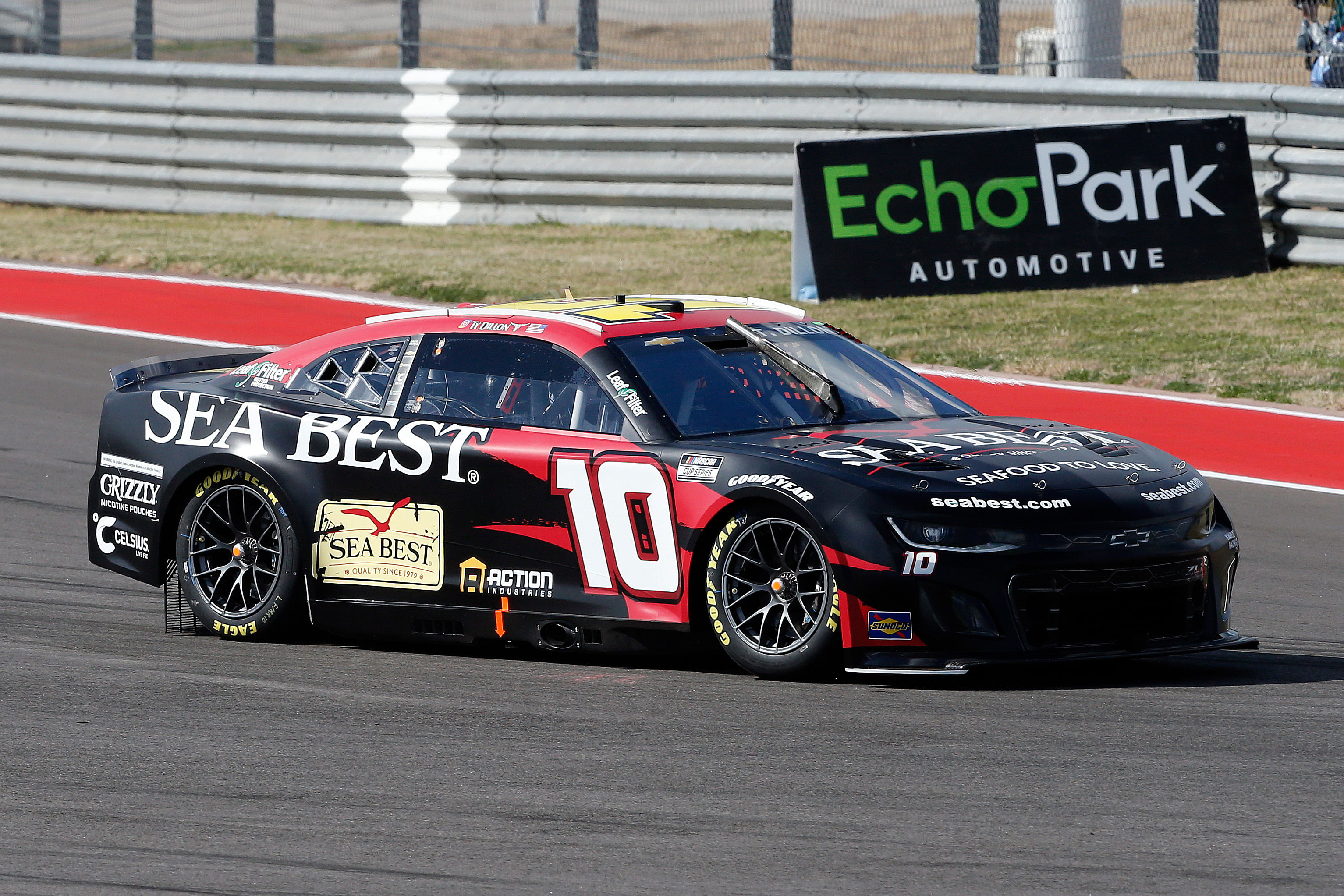 Ty Dillon drives the #10 Chevrolet Camaro for Kaulig Racing - Source: Imagn